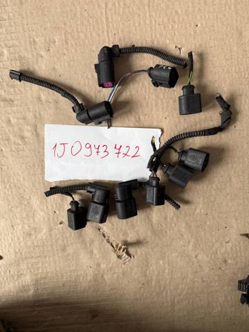 Разъем (фишка) противотуманной фары 1J0973722 VAG