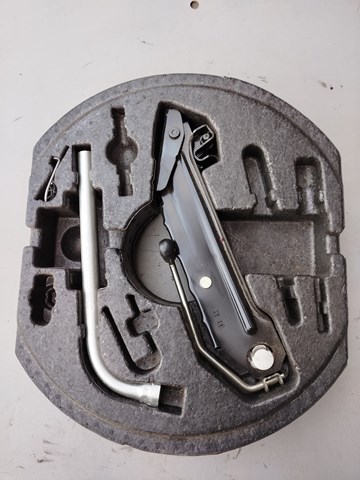 Ящик инструментальный 1K0012115F VAG