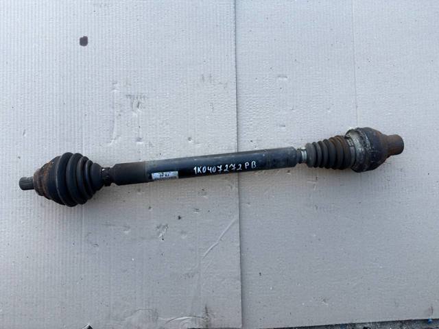 Вал приводной правый Ауди A3