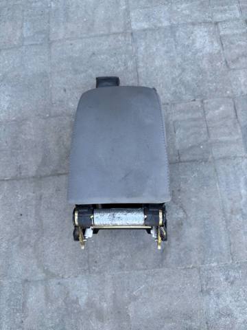 Консоль панели приборов 1K0864251A VAG