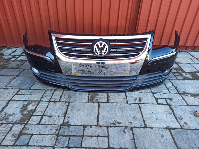 Бампер передний 1T0807221D VAG