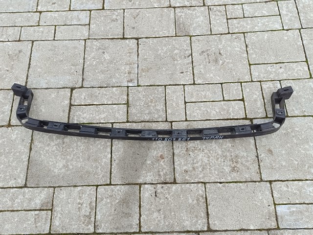 Кронштейн бампера заднего, центральный 1T0807861 VAG