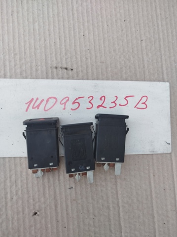 Кнопка включения аварийного сигнала 1U0953235B VAG