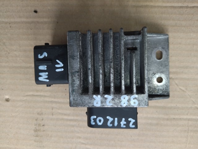 Реле свечей накаливания 271203982R RENAULT