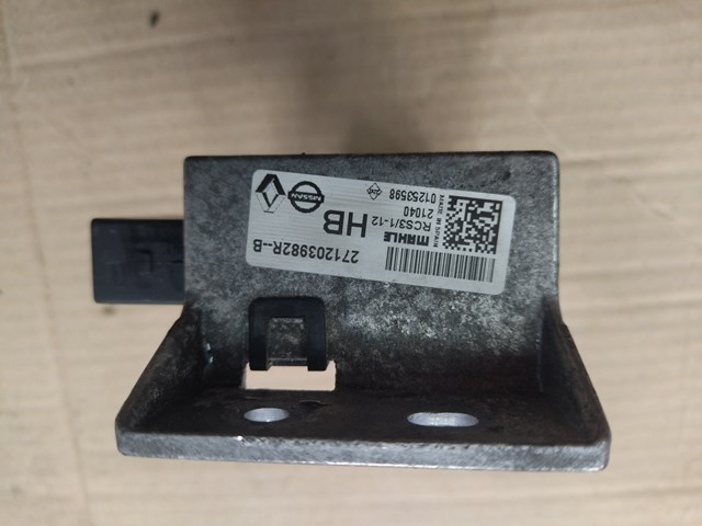 RENAULT 271203982R Реле свечей накала в наличии Ирпень