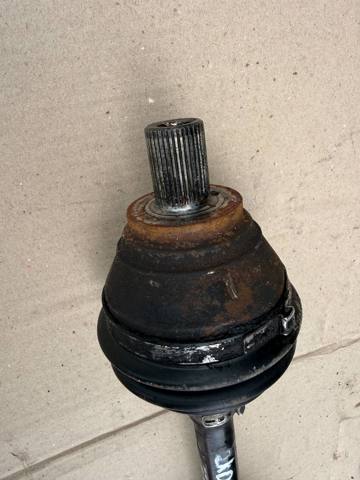 VAG 2K0407271E Левая полуось в наличии Чернигов