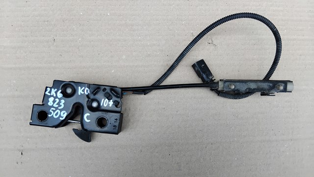 Замок крышки капота 2K5823509C VAG
