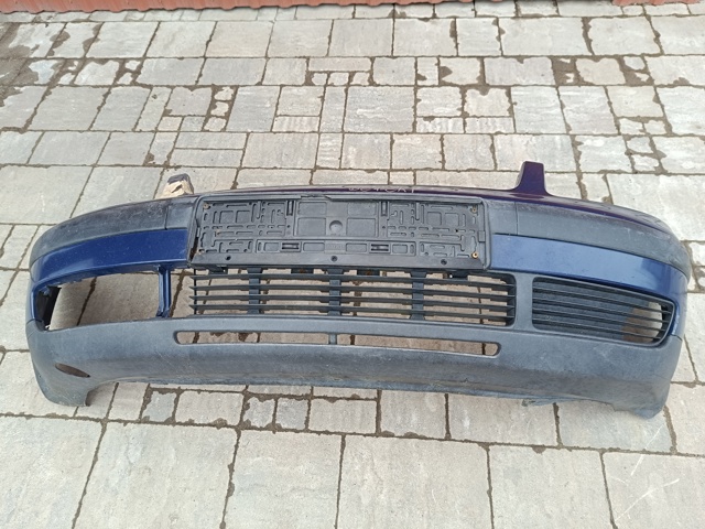 Буфер (бампер) передний Volkswagen Passat B5