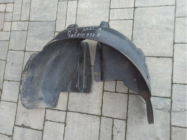 Подкрылок задний правый 3B0810972F VAG