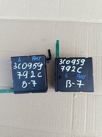 Блок управління  склопідіймниками двері передньої, лівої b7, cc 3C0959792C