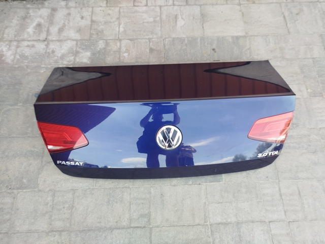 Крышка багажника 3G5827025A VAG