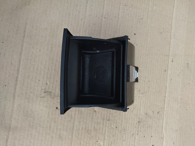 3T0863284 VAG купить в Кривой Рог