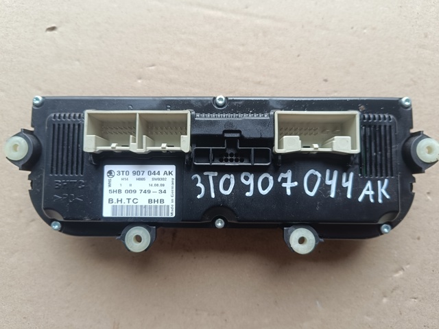VAG 3T0907044AK Блок управления кондиционером в наличии Николаев