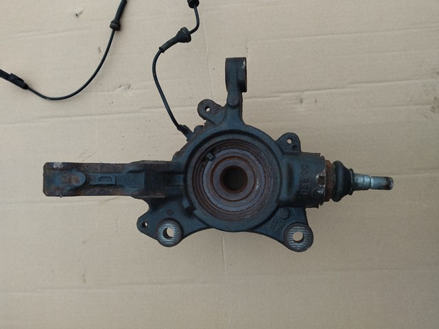 400103826R RENAULT Цапфа (поворотный кулак) передний правый купить в Львов