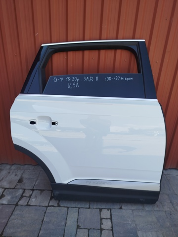 Задняя правая дверь 4M0833052E VAG