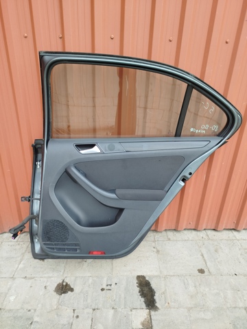 5C6833056A VAG Дверь задняя правая купить в Харьков