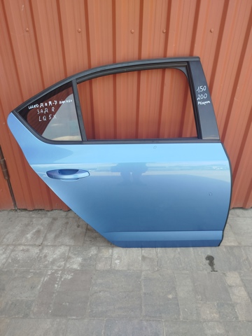 Дверь задняя, правая 5E5833056B VAG