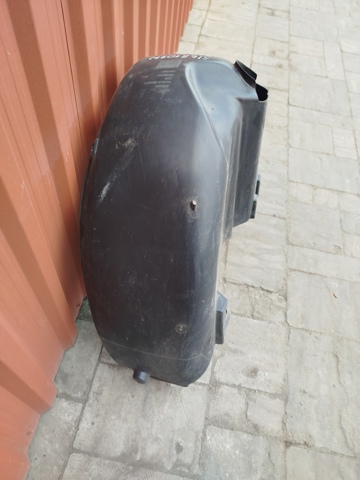 Подкрылок заднего крыла, правый 5J6810972 VAG