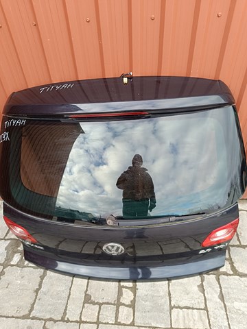 Задняя дверь 5N0827025G VAG