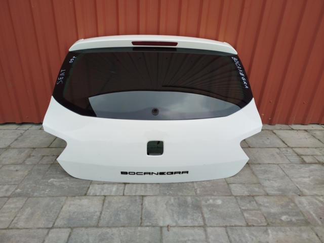 Дверь задняя багажная 6J4827024 VAG