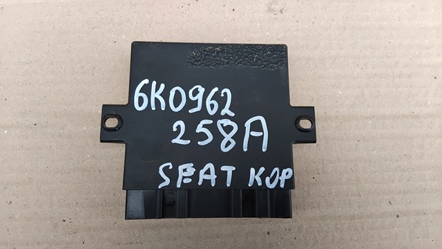 Блок комфорта передней двери 6K0962258A VAG