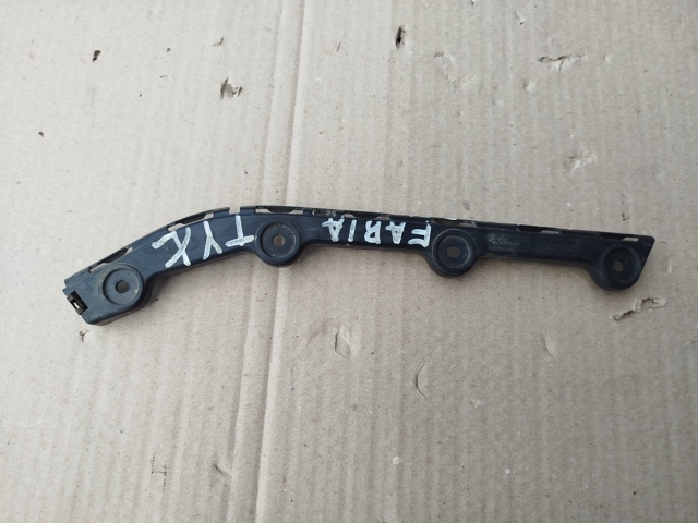 Крепление бамера правое 6Y9807376A VAG