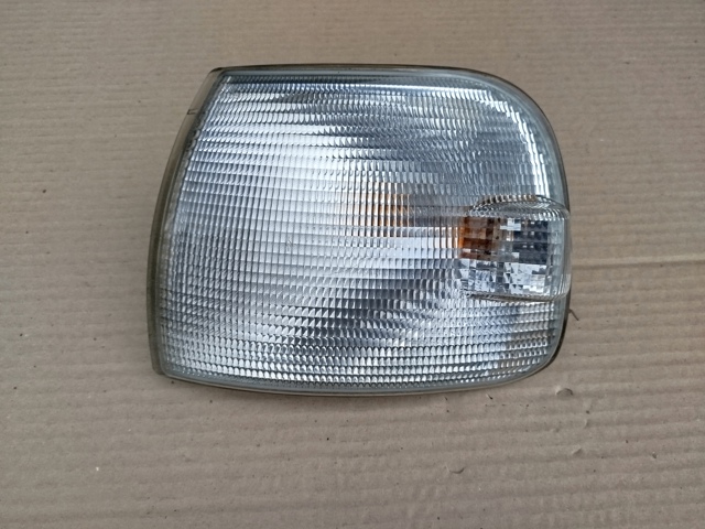 Левый фонарь указателя поворота 7D0953041F VAG