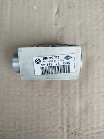 Клапан TRV, кондиционера 7N0820712 VAG