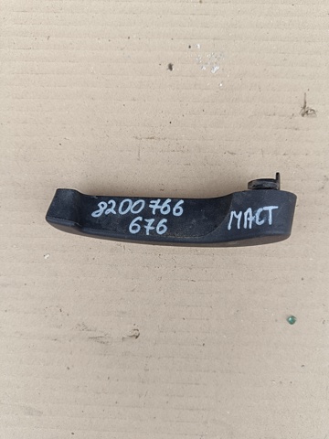 Ручка задней (распашной) двери, правая внутренняя 8200766676 RENAULT