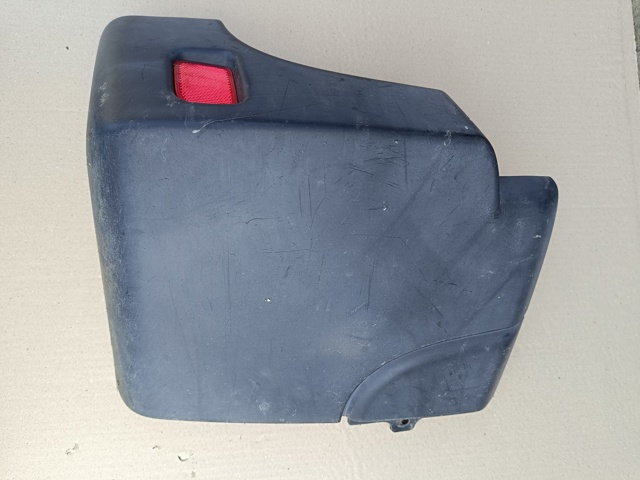 Клык заднего бампера правый 851200001R RENAULT