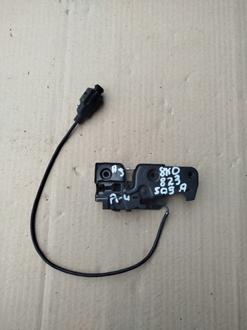 Замок капота 8K0823509A VAG