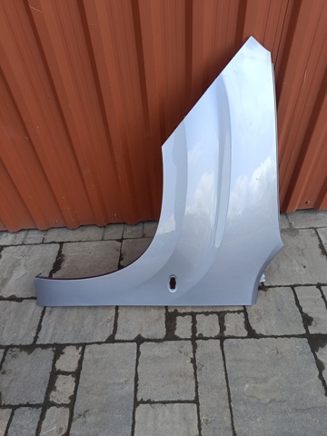 Переднее левое крыло 9816482780 PEUGEOT