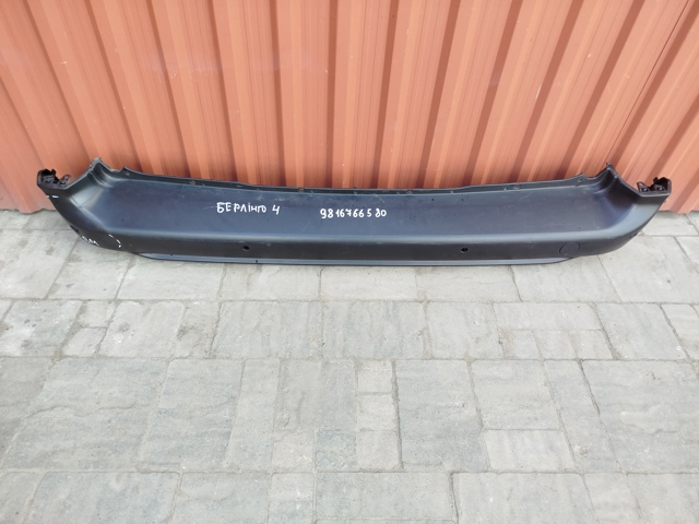 Задний бампер 9816766580 PEUGEOT