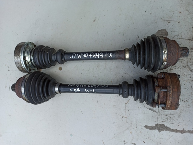 Ось передняя Фольксваген Транспортер T4