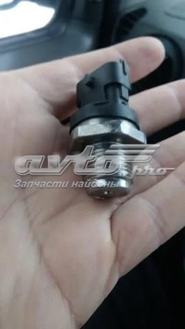 0281006158 BOSCH Датчик давления топлива купить в Запорожье