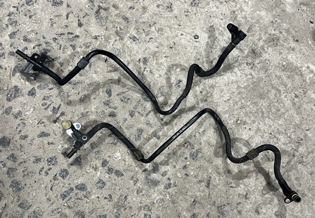Шланг вакуумный управления EGR 04L129456D VAG