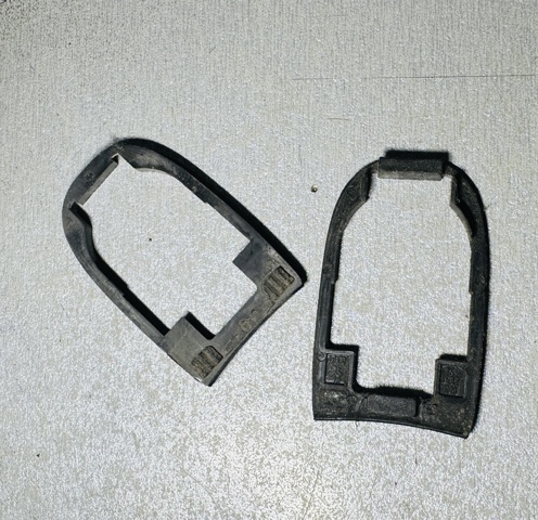 Накладка ручки двери 1K0837211 VAG