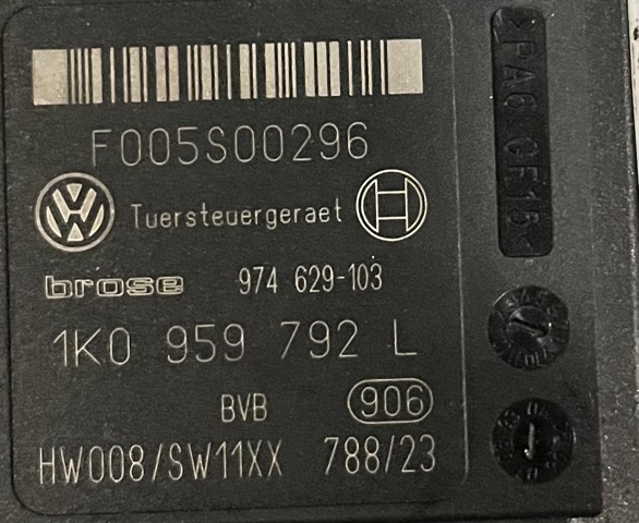 Мотор стеклоподъемника двери передней, правой 1K0959792L VAG