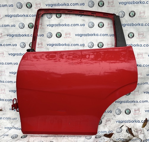 Задняя левая дверь 1P0833055 VAG