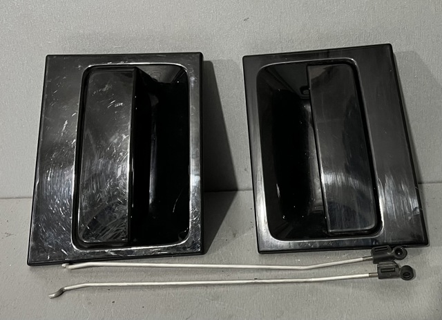 Ручка двери задней наружная правая 5J7839206A VAG