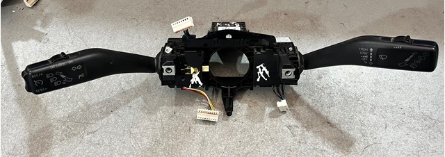 Переключатель подрулевой 5K0953513M VAG