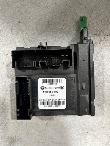 Блок комфорта передней двери 5K0959792 VAG