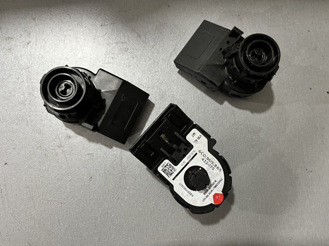 Контактная группа замка зажигания 6C0905865 VAG