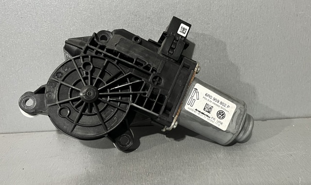 Мотор стеклоподъемника двери передней, правой 6R0959802P VAG