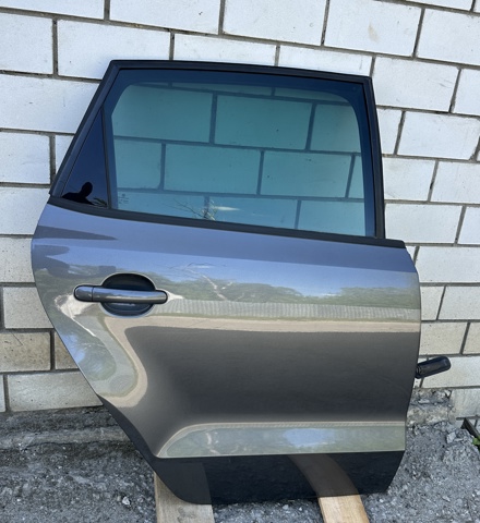 VAG 6R4833056J Дверь задняя правая в наличии Львов