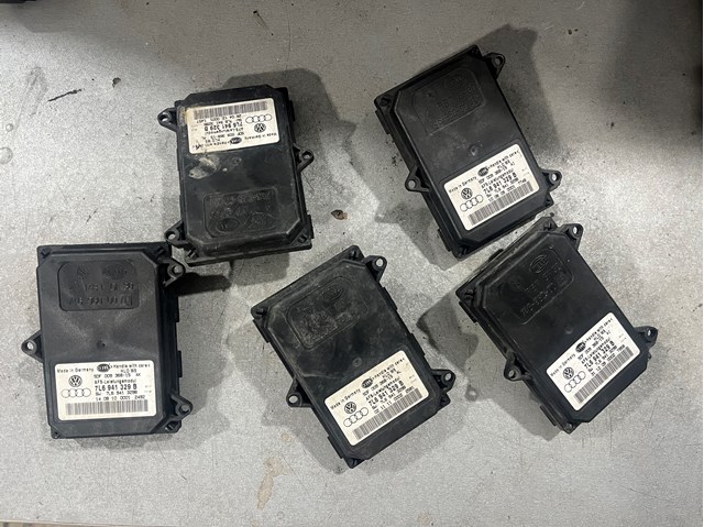 Блоки управления 7L6941329B VAG
