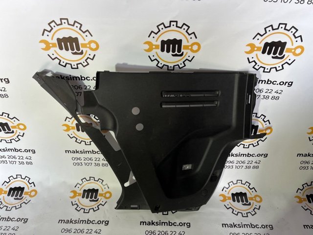 Облицовка багажного отсека, левая 42697002 GM