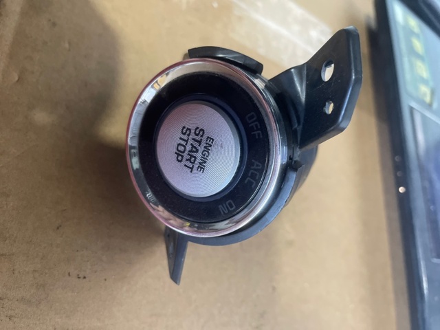 95430D35002Q HYUNDAI Кнопка старт-стоп купить в Одесса