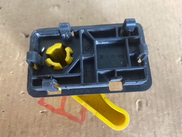 FORD BM5116A770AC Ручка открывания капота в наличии Полтава