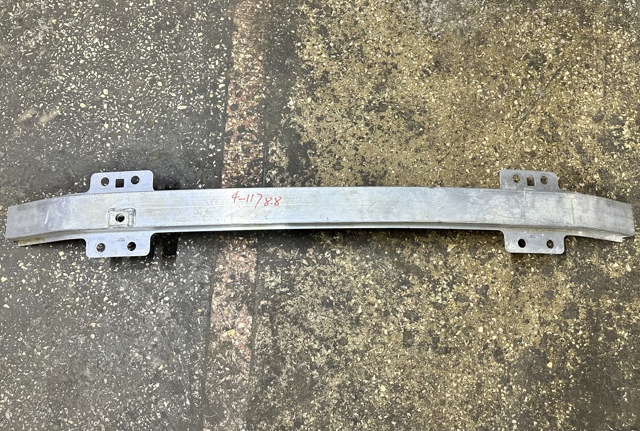 Шина бампера переднего L1MZ17757A FORD